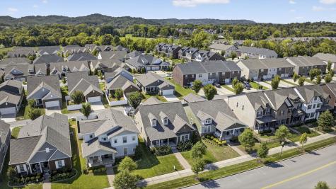 1599 Drakes Creek Road Hendersonville TN 37075