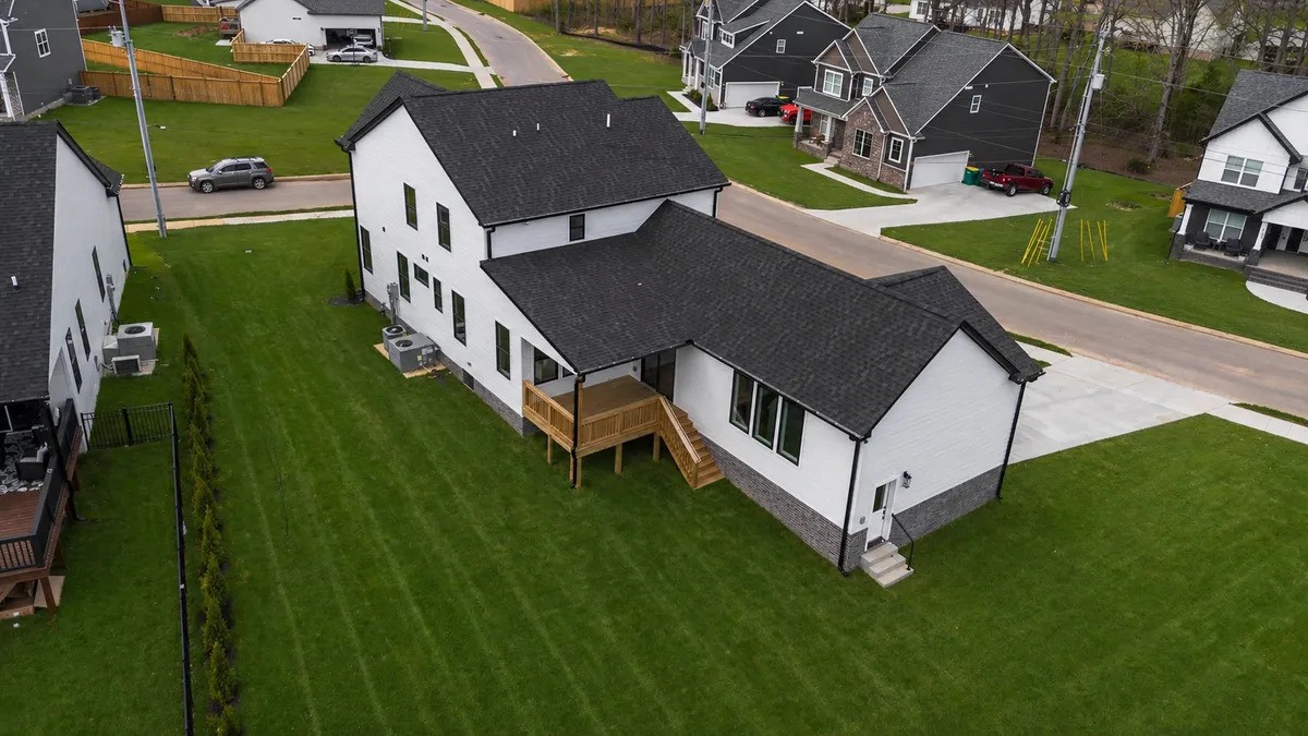 204 Trefethen Drive White House TN 37188