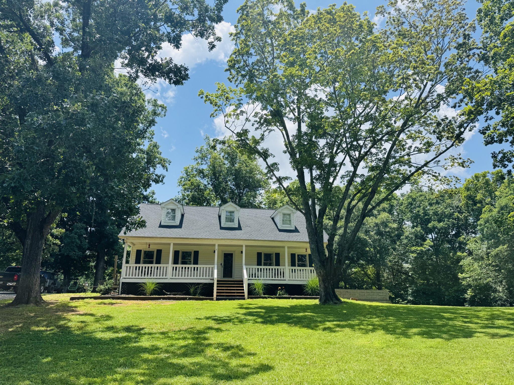 2114 Taylor Town Road White Bluff TN 37187