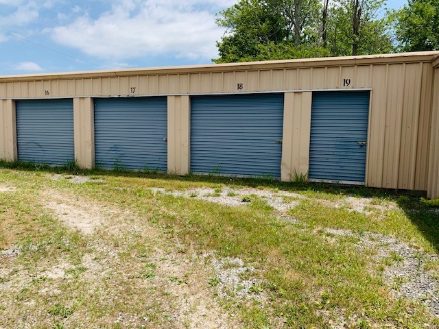 5134 Highway 127, N Crossville TN 38571