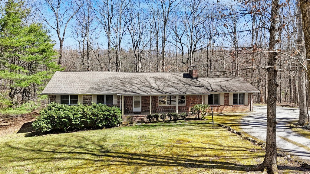 114 Maxon Lane Sewanee TN 37375