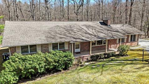 114 Maxon Lane Sewanee TN 37375