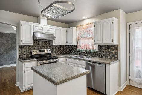 2213 S Ashford Court Nashville TN 37214