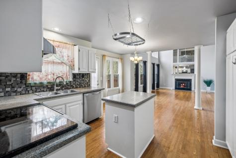 2213 S Ashford Court Nashville TN 37214