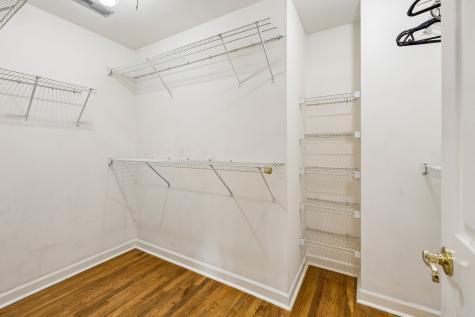 2213 S Ashford Court Nashville TN 37214