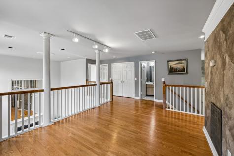 2213 S Ashford Court Nashville TN 37214