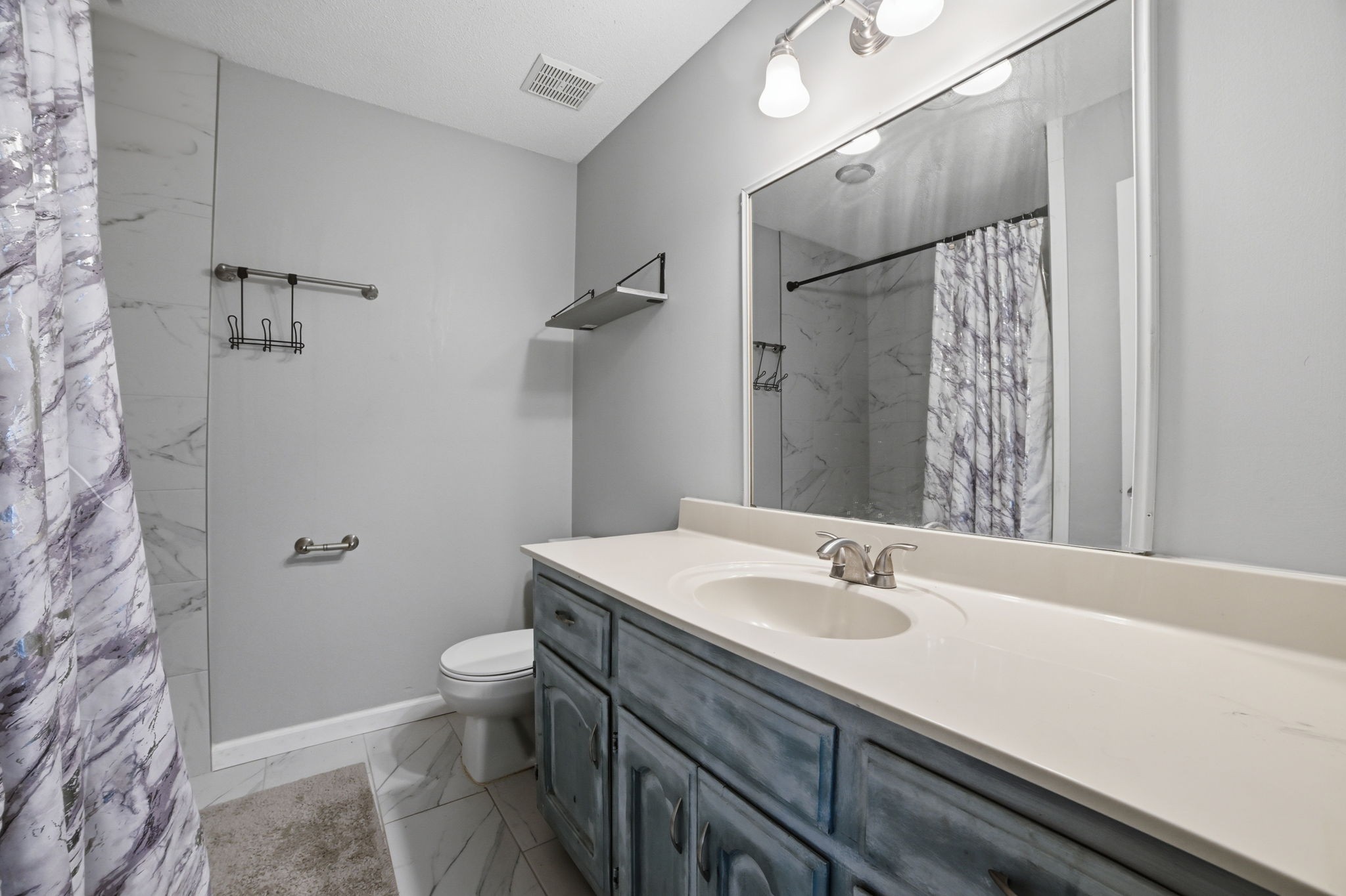 1756 Broadripple Drive Clarksville TN 37042