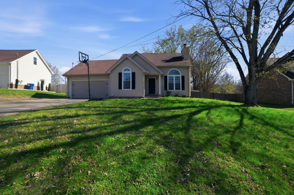 1756 Broadripple Drive Clarksville TN 37042
