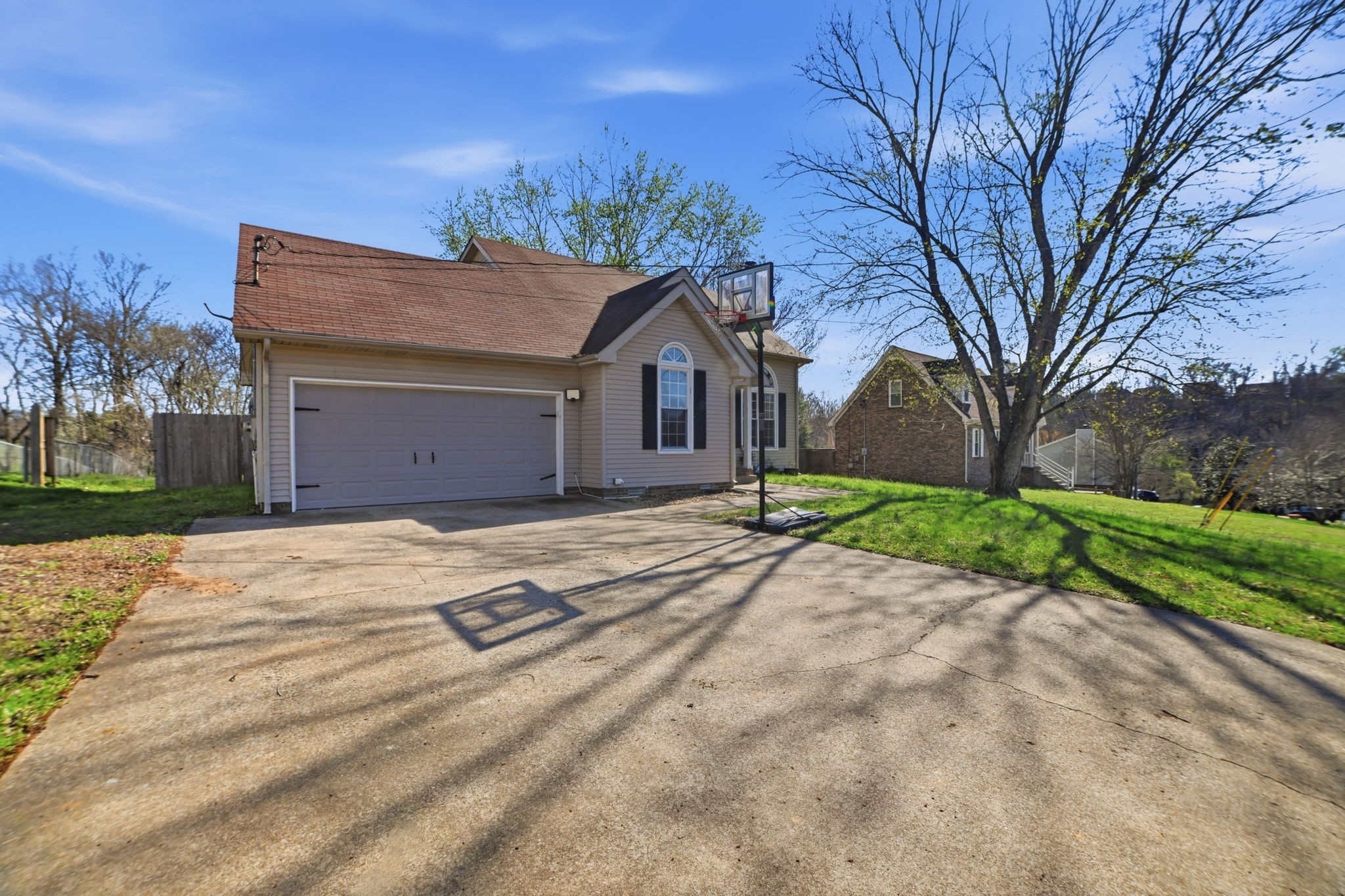 1756 Broadripple Drive Clarksville TN 37042