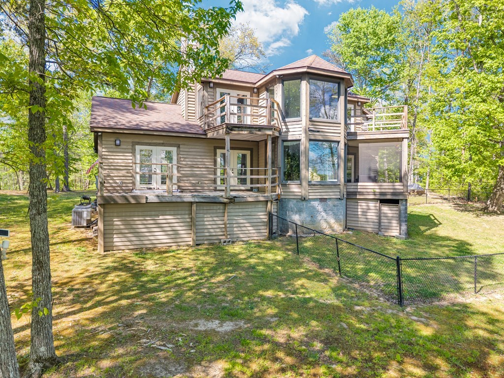 160 Eagles Bluff Circle Spencer TN 38585