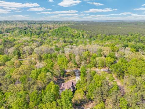 160 Eagles Bluff Circle Spencer TN 38585