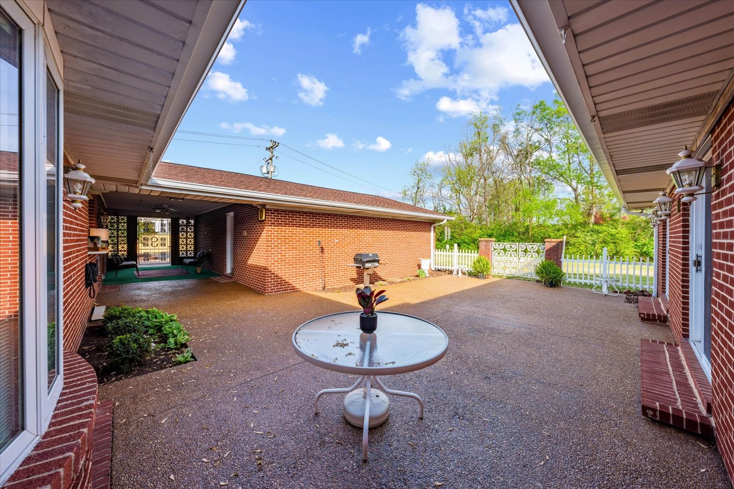 4018 Trotwood Avenue Columbia TN 38401