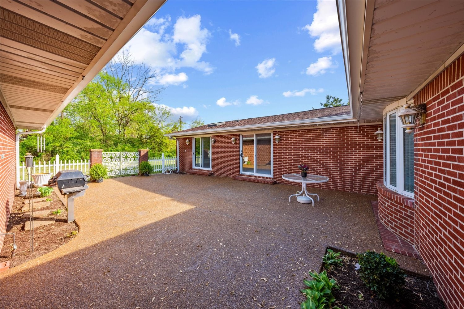 4018 Trotwood Avenue Columbia TN 38401