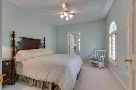 2205 Lakeshore Drive Monteagle TN 37356