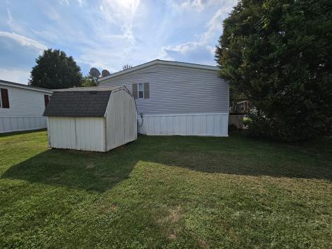 31 Lynwood Circle Clarksville TN 37040