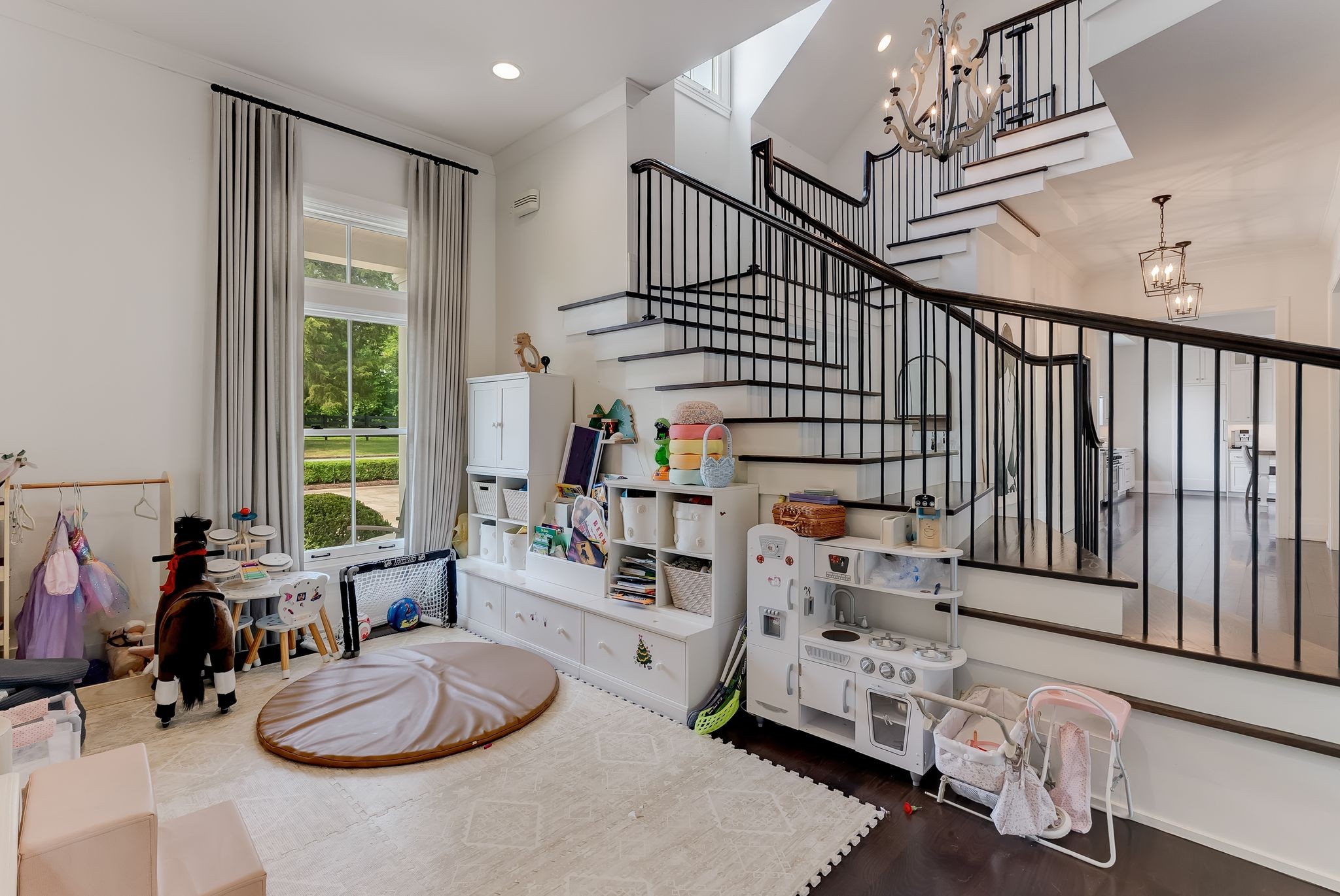 2 Bridleway Trail Nashville TN 37215