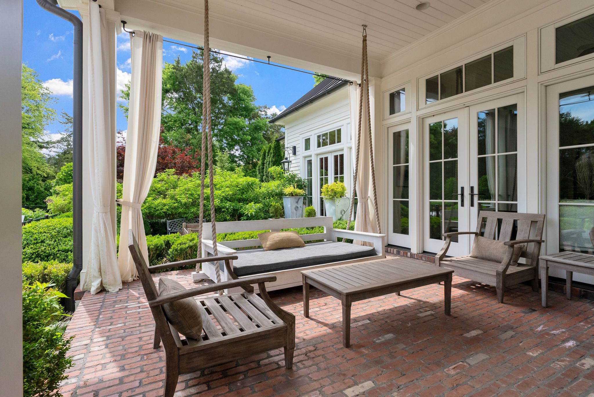 2 Bridleway Trail Nashville TN 37215