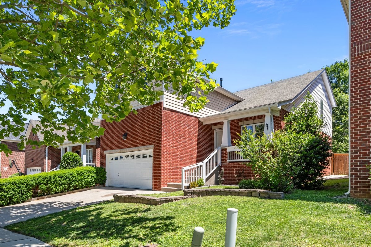 7020 Bridgeport Drive Nashville TN 37221