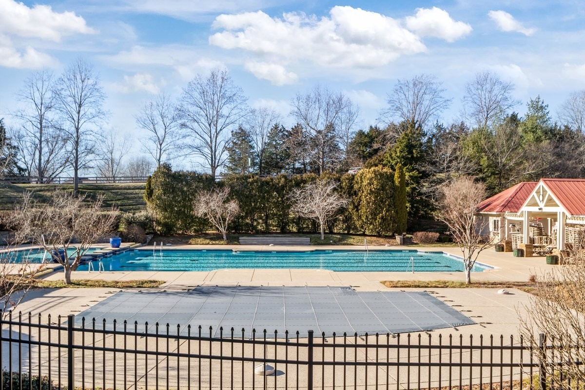 7020 Bridgeport Drive Nashville TN 37221