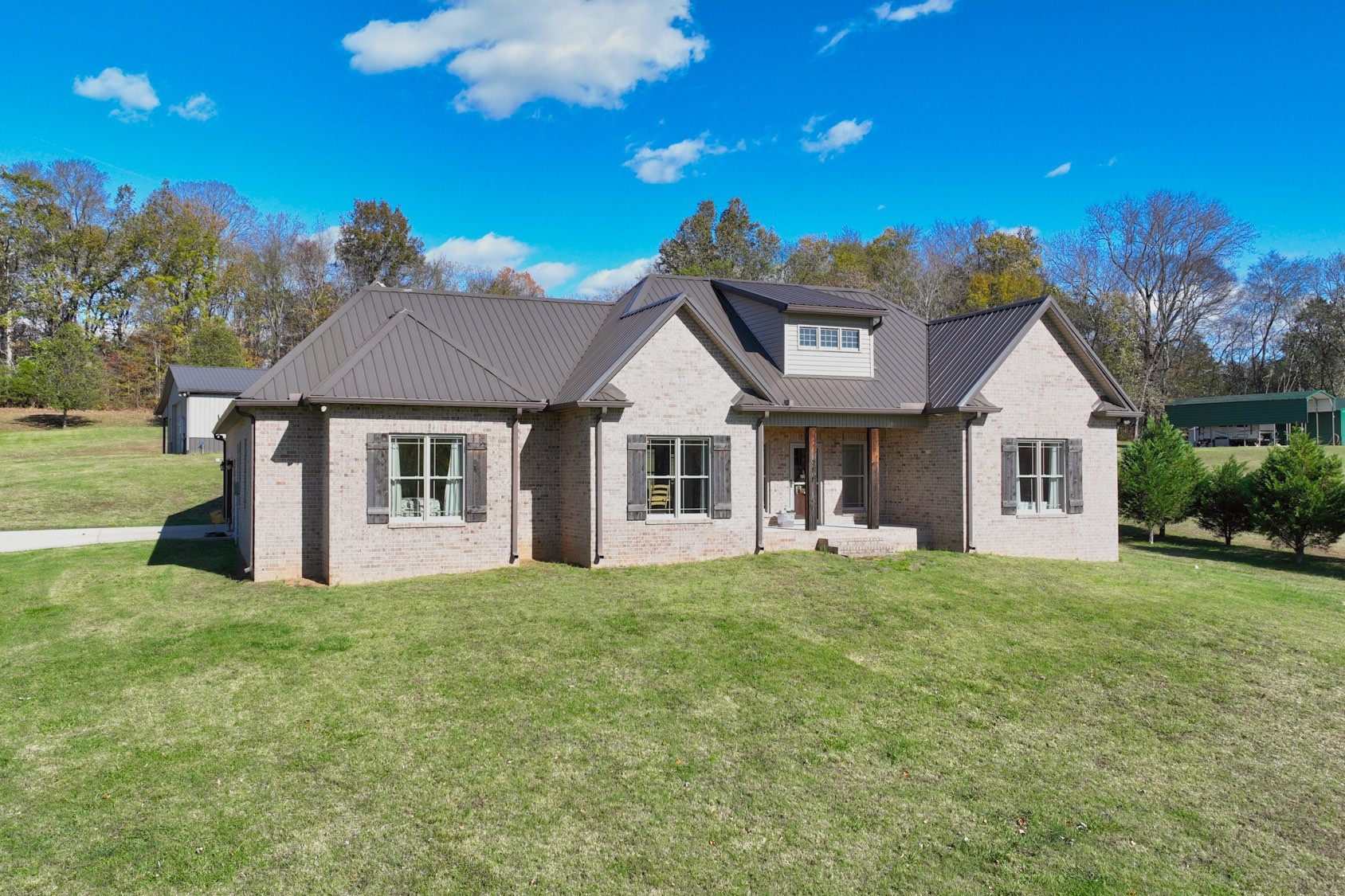 2189 Double Branch Road Columbia TN 38401