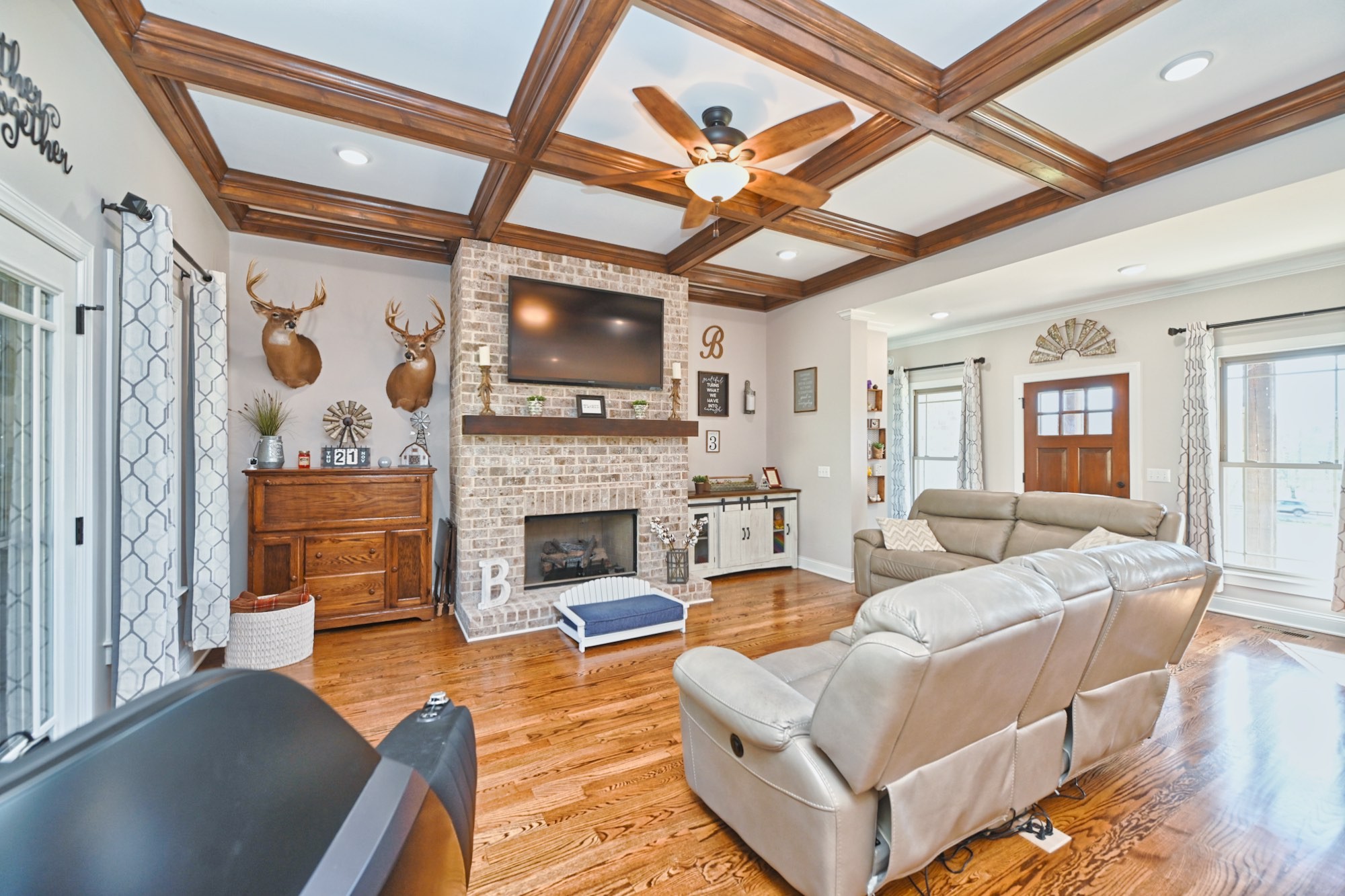 2189 Double Branch Road Columbia TN 38401