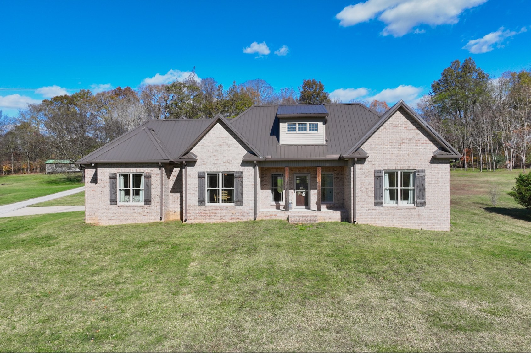 2189 Double Branch Road Columbia TN 38401