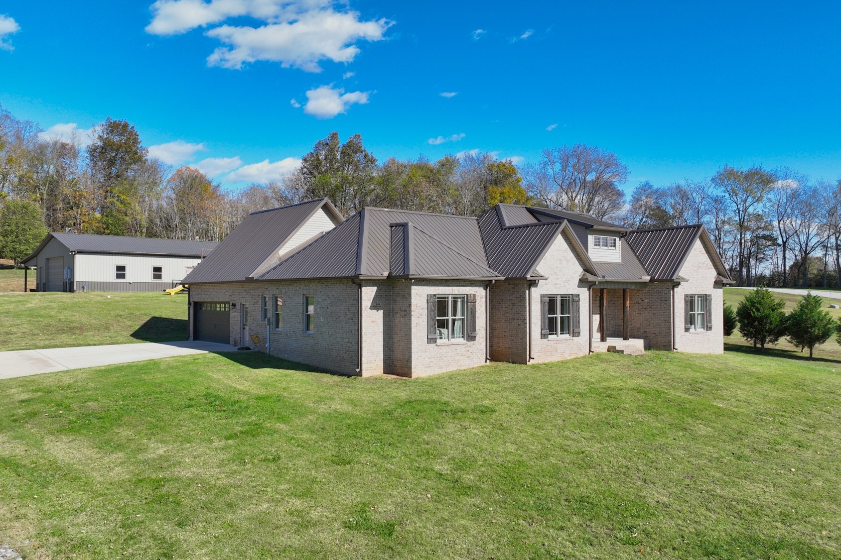 2189 Double Branch Road Columbia TN 38401