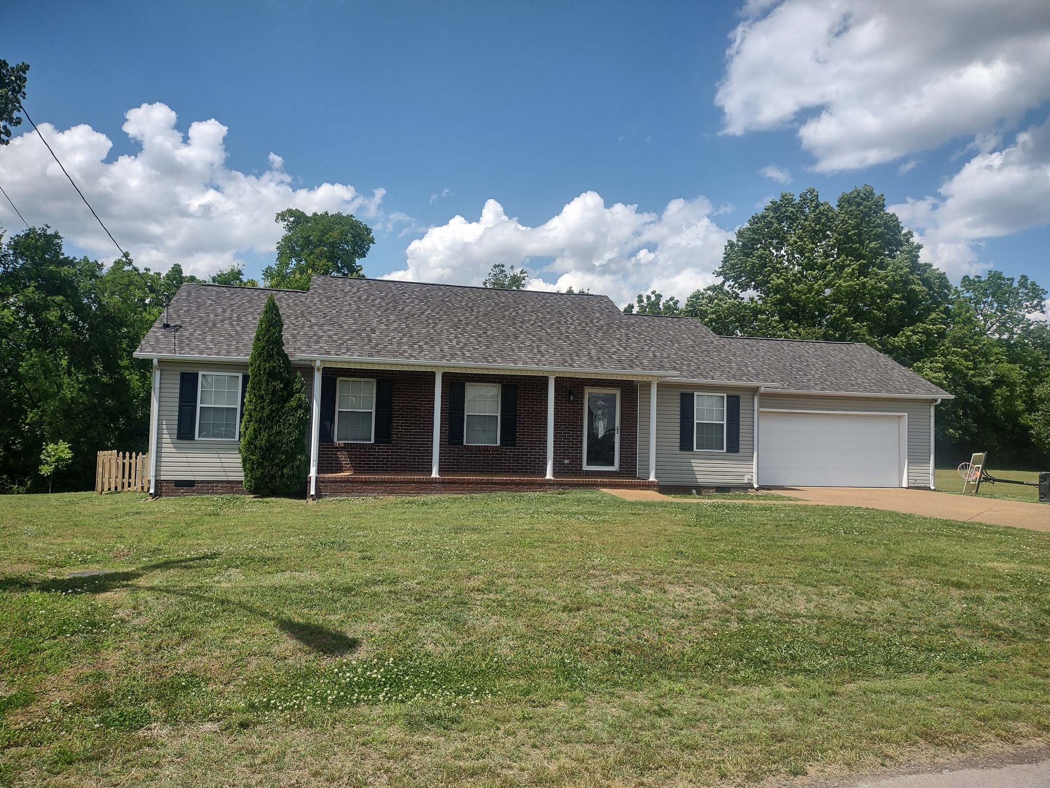 512 Brookside Drive Mount Pleasant TN 38474