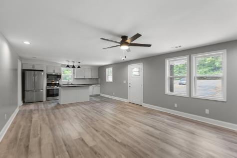 1591 Marsh Creek Road Linden TN 37096