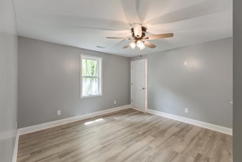 1591 Marsh Creek Road Linden TN 37096
