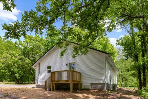 1591 Marsh Creek Road Linden TN 37096