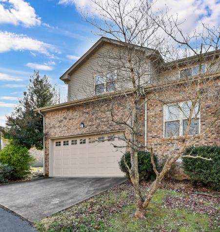 428 Country Club Court Clarksville TN 37043