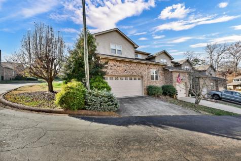 428 Country Club Court Clarksville TN 37043