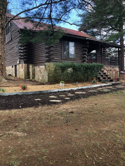 300 Roy Pitt Road Springfield TN 37172