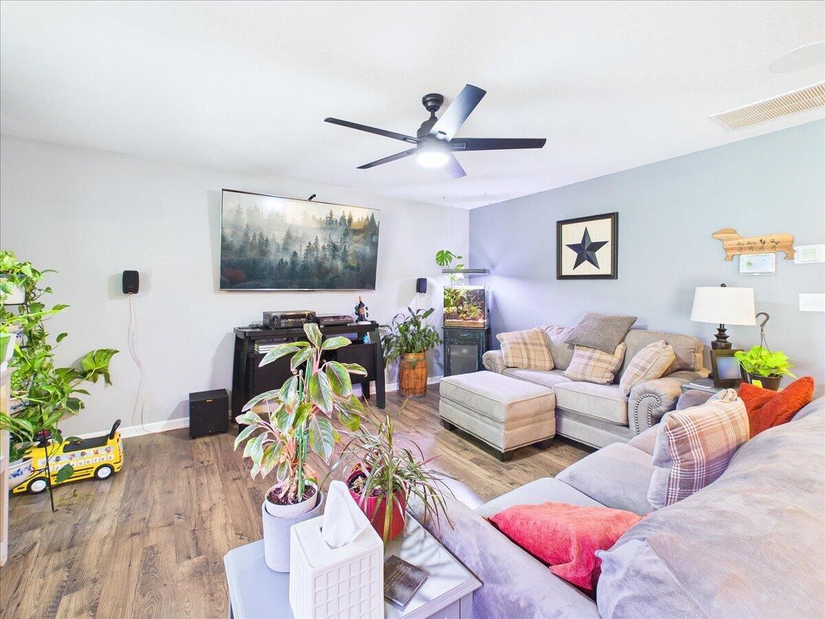 703 Tellico Avenue, W Athens TN 37303