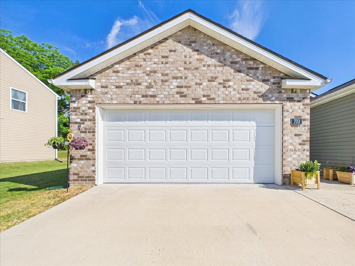 703 Tellico Avenue, W Athens TN 37303