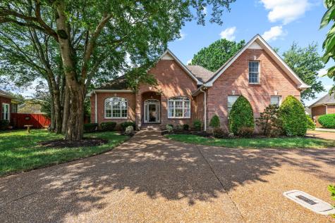 2714 Crazy Horse Murfreesboro TN 37127