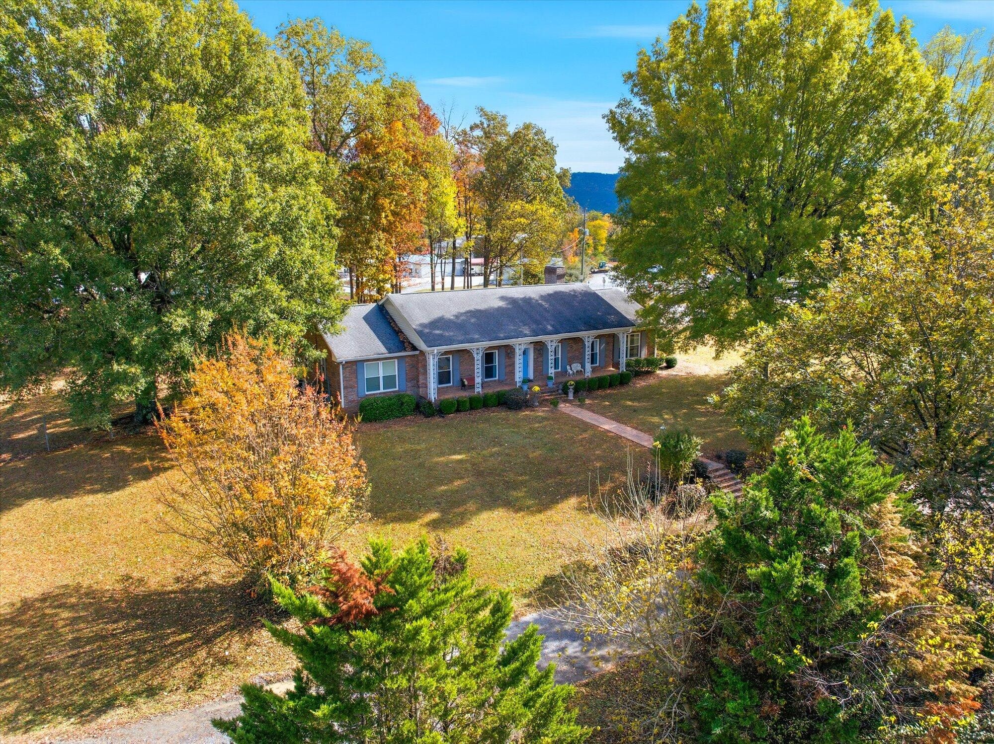 715 Harren Court Etowah TN 37331