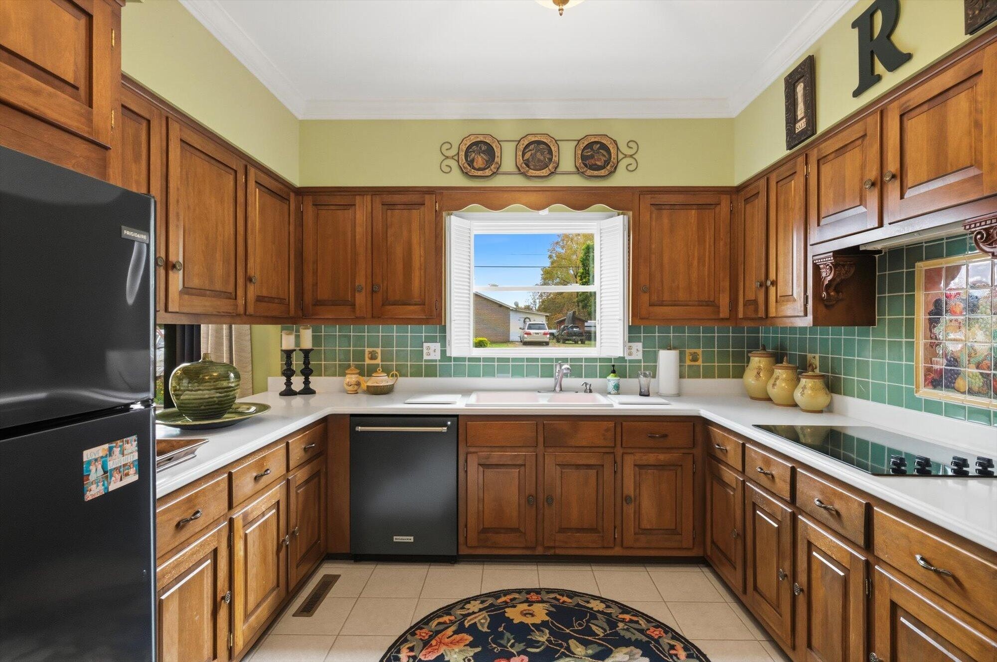 715 Harren Court Etowah TN 37331