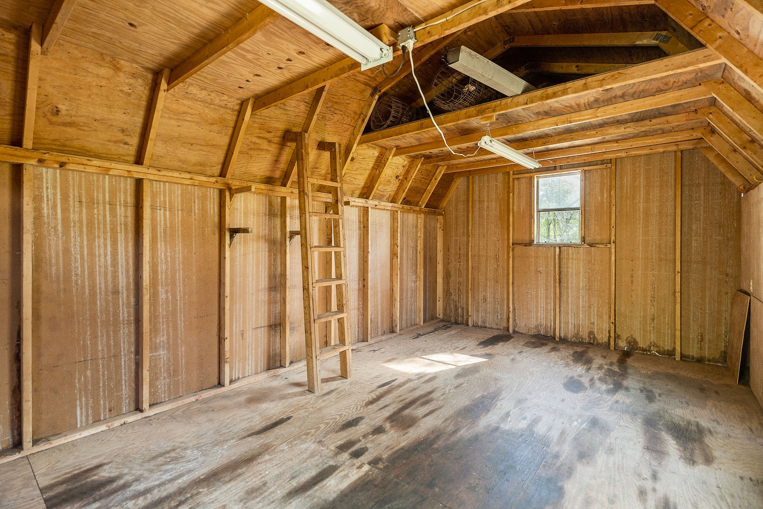 157 Sandra Lane Crossville TN 38555