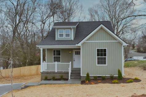 904 W 5th Street Dickson TN 37055
