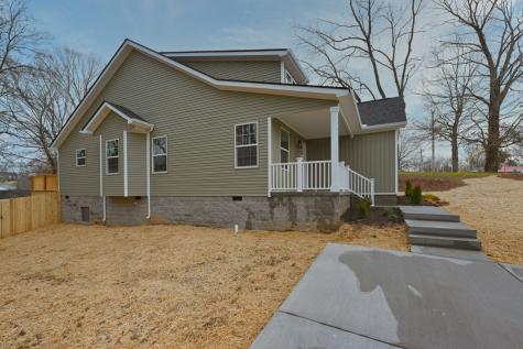 904 W 5th Street Dickson TN 37055