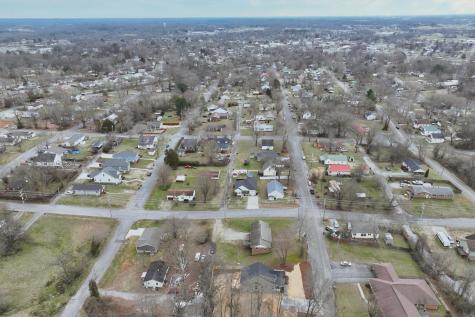 904 W 5th Street Dickson TN 37055
