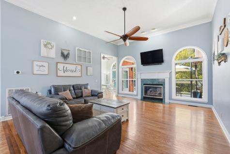 152 Covington Bend White House TN 37188