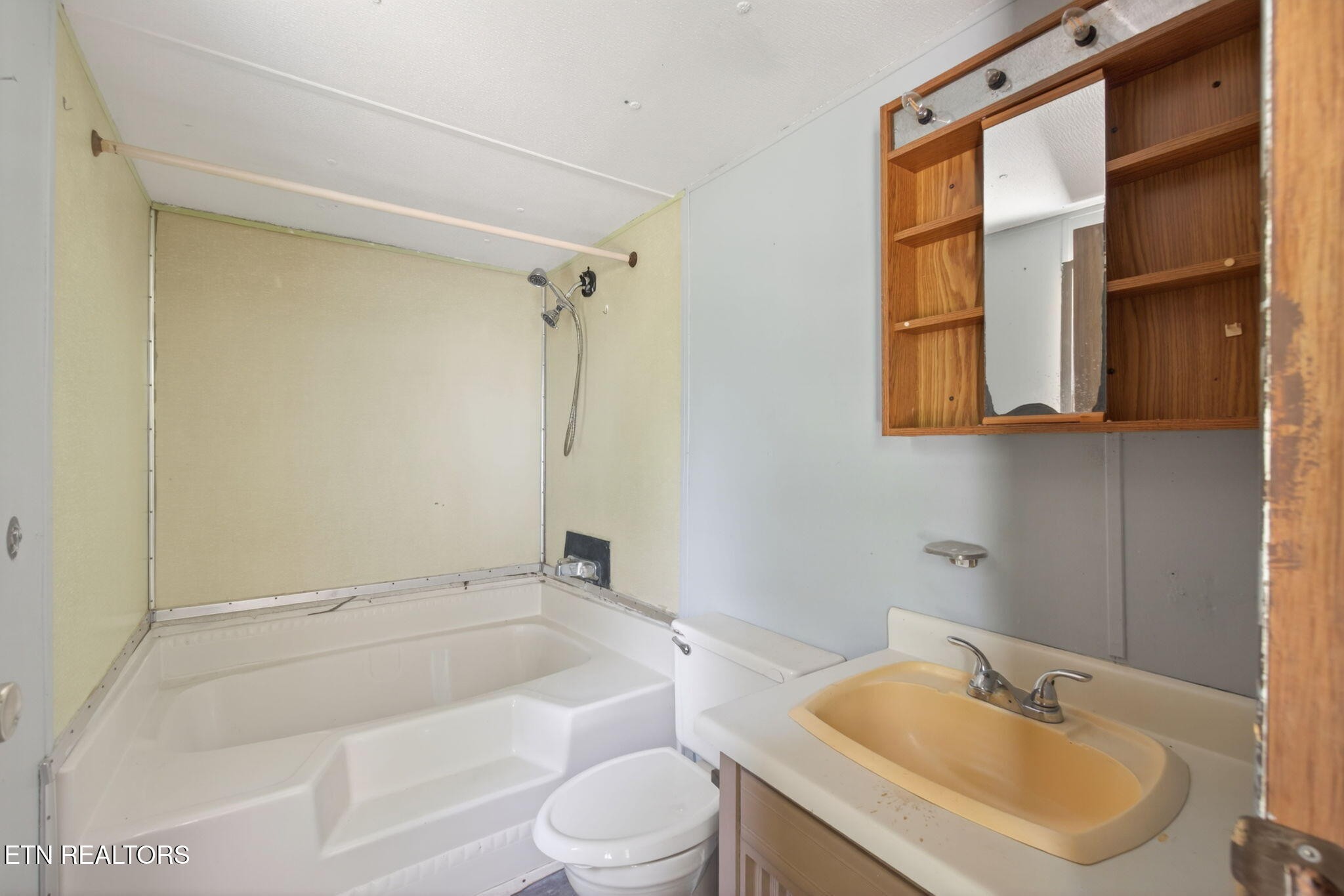 259 Freewill Ridge Road Gainesboro TN 38562
