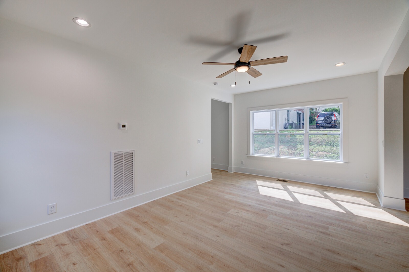 357 Willard Drive Nashville TN 37211