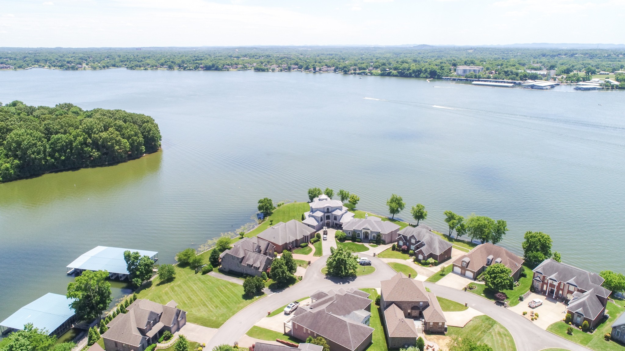 131 Lake Harbor Drive Hendersonville TN 37075