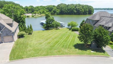 131 Lake Harbor Drive Hendersonville TN 37075