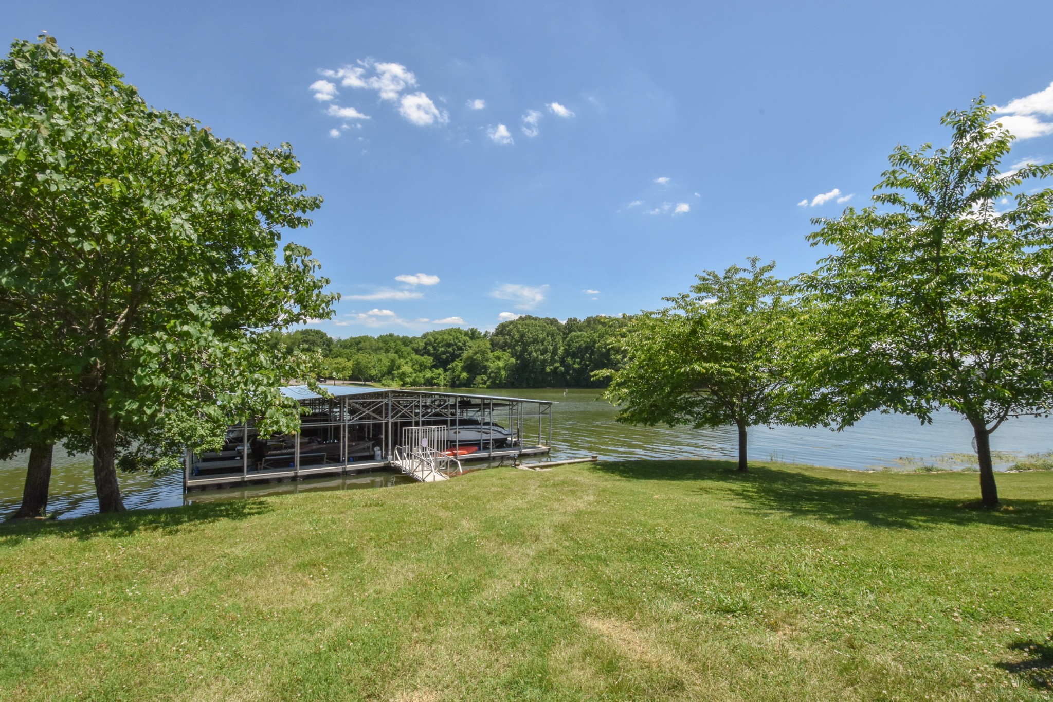 131 Lake Harbor Drive Hendersonville TN 37075