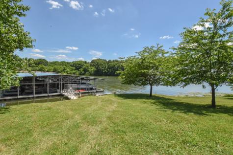 131 Lake Harbor Drive Hendersonville TN 37075